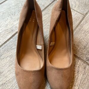 Elegant Brown Suede Women's Pumps